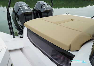 Axopar 37 XC Brabus Line Motorbåd 2021, med Mercury 300 V8 motor, Finland