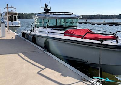Axopar 37 XC Brabus Line Motorbåd 2020, med Mercury 300 V8 motor, Finland