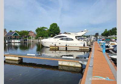 Azimut 42 Motorbåd 2001, med 2 motor, Holland