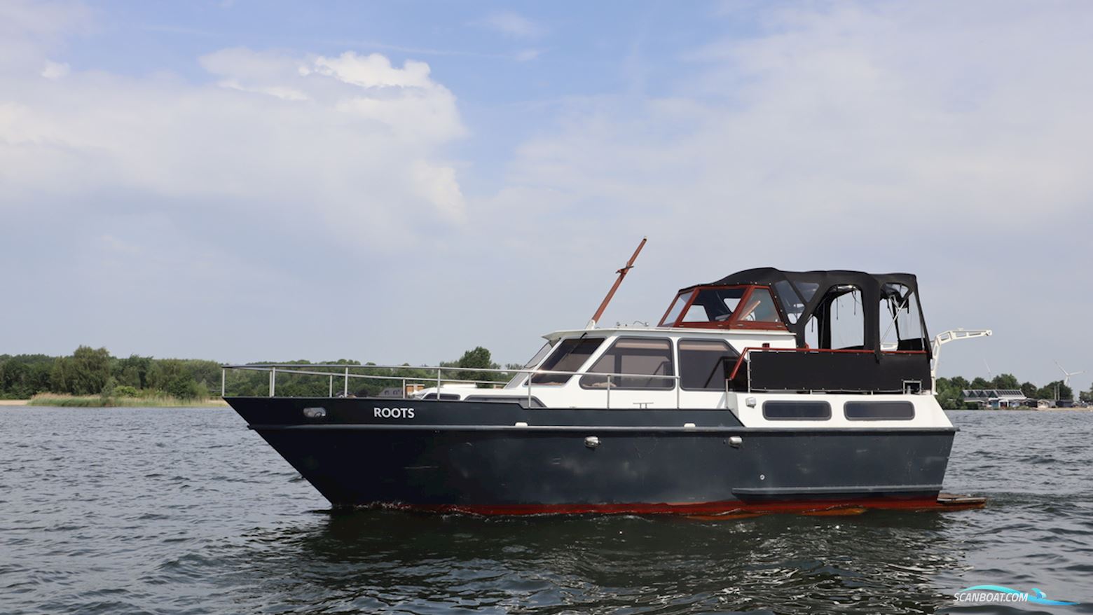 BEACHCRAFT 1180 Motorbåd 1998, Holland