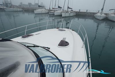 Bavaria 32 Sport Motorbåd 2006, med Volvo Penta 4.3 Gxi DP/S V6 motor, Italien
