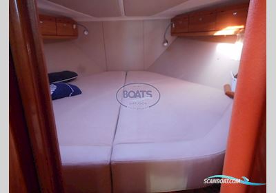 Bavaria 33 Sport Motorbåd 2008, med Volvo motor, Frankrig