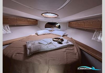 Bavaria 35 Sport Motorbåd 2007, med Volvo Penta 5,7L GXI motor, Holland