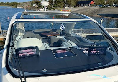 Bavaria 38 Sport HT Motorbåd 2011, med Volvo Penta D4-300 motor, Finland