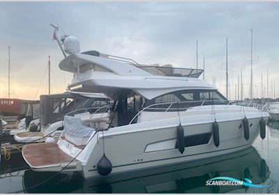 Bavaria 420 Fly - 2023 Motorbåd 2023, med Volvo Penta D6-440 Joystick motor, Kroatien