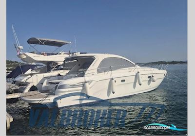 Bavaria 43 HT Motorbåd 2011, med Volvo Penta D6 370 Ips 500 motor, Kroatien