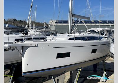Bavaria C38 Motorbåd 2026, med Yanmar motor, England