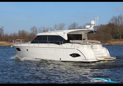 Bavaria E40 Sedan Motorbåd 2017, med Volvo Penta D3 150 motor, Holland