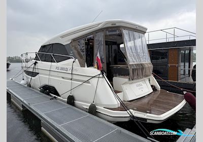 Bavaria R40 Coupe Motorbåd 2018, med Volvo Penta  motor, Holland