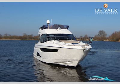 Bavaria R40 Fly Motorbåd 2016, med Volvo Penta motor, Holland