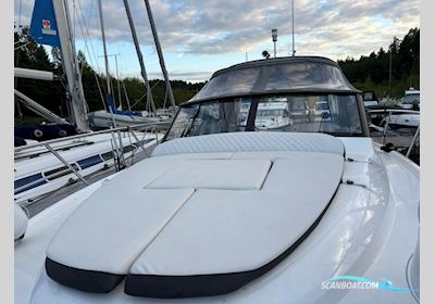 Bavaria S 30 Motorbåd 2021, med Volvo Penta D4-300 DPI motor, Sverige
