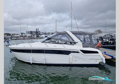 Bavaria S30 Motorbåd 2022, med Mercruiser motor, England