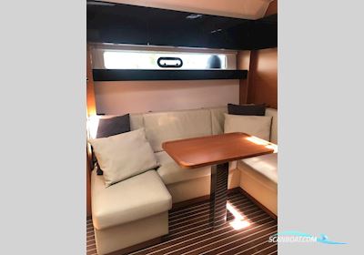 Bavaria SPORT 400 COUPE - DIESEL Motorbåd 2015, med VOLVO PENTA D4-300 EVC DUOPROP motor, Kroatien