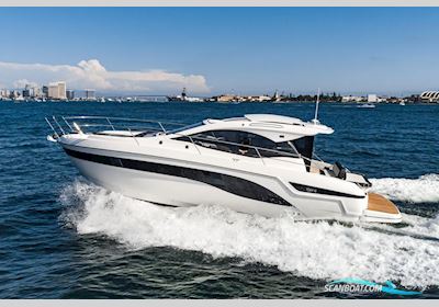 Bavaria SR41 Coupe Motorbåd 2025, med Volvo Penta motor, England
