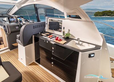 Bavaria SR41HT Motorbåd 2022, med Volvo Penta D6 Diesel motor, Holland