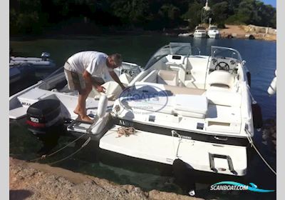 Bayliner  642 Motorbåd 2013, med Mercruiser  motor, Frankrig