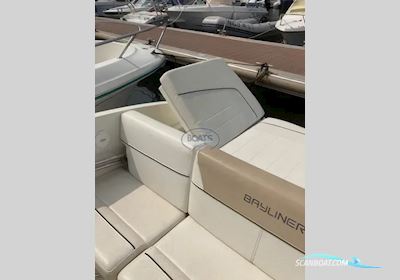 Bayliner  642 Motorbåd 2013, med Mercruiser  motor, Frankrig