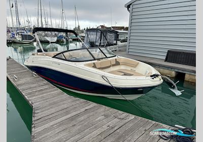 Bayliner  VR5 OB Motorbåd 2022, med Mercury motor, England