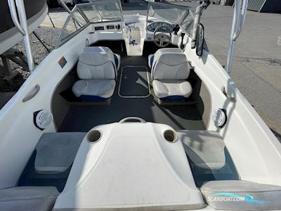 Bayliner 175 Bowrider Motorbåd 2004, med MerCruiser motor, England