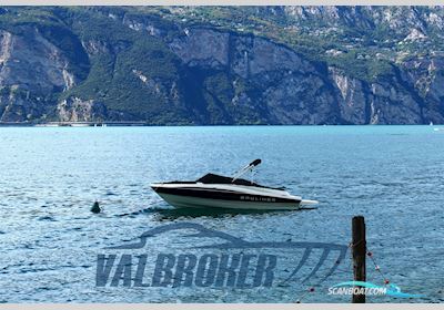 Bayliner 185 Bowrider Motorbåd 2012, med Mercruiser 3.0 L Alpha One 4 Cilindri motor, Italien