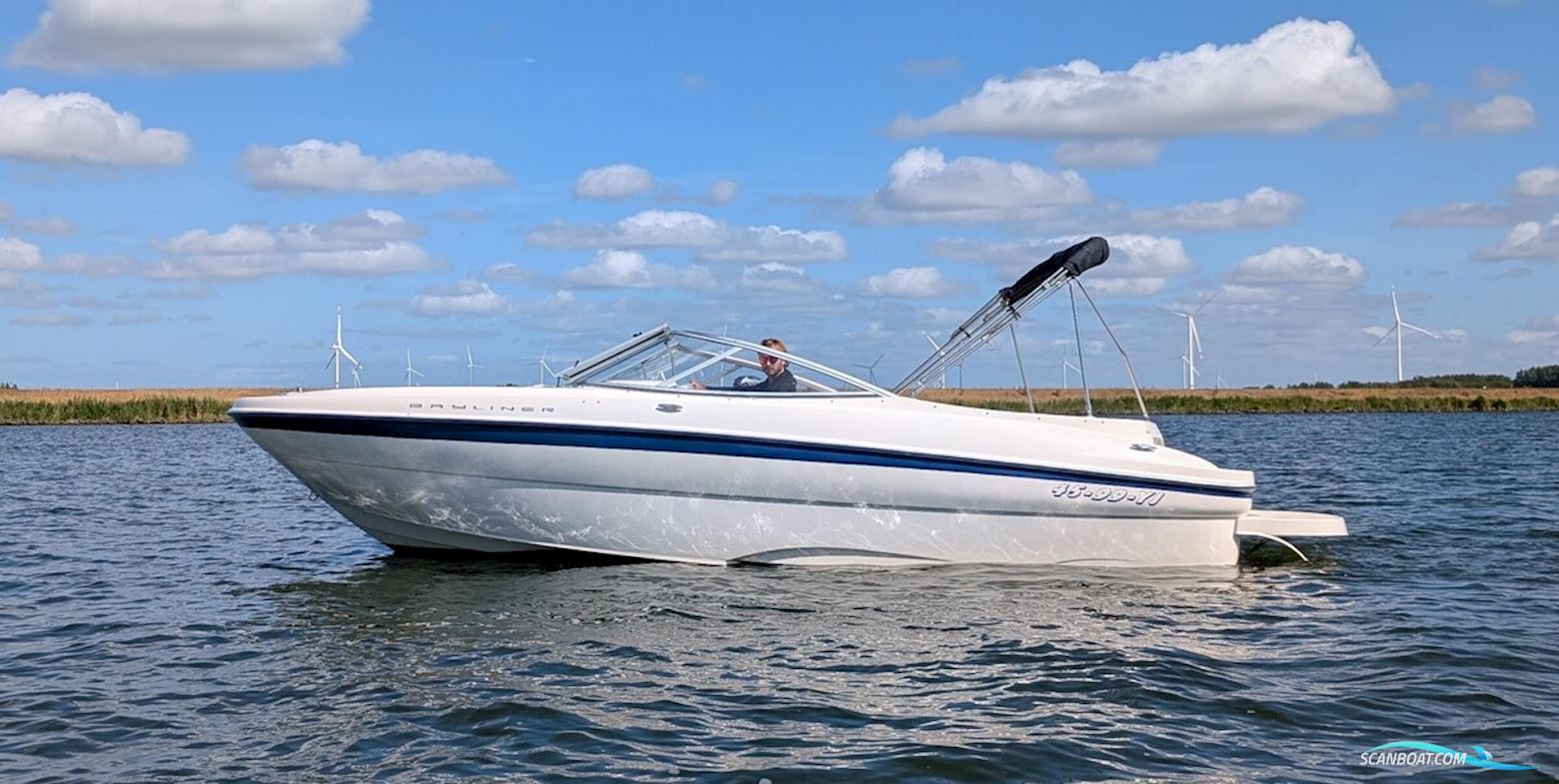 Bayliner 219 SD Motorbåd 2004, Holland