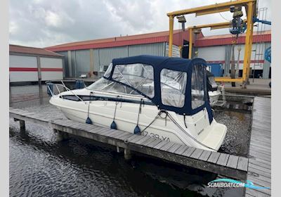 Bayliner 2355 Ciera Motorbåd 1996, med Mercruiser motor, Holland