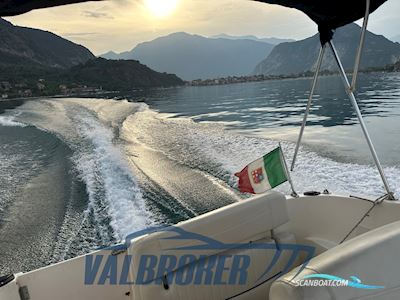 Bayliner 245 CIERA Motorbåd 2005, med Mercruiser Mag 350 V8 motor, Italien