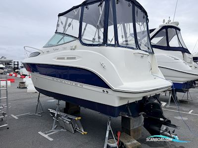Bayliner 245 Motorbåd 2008, med Mercruiser motor, England