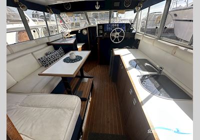 Bayliner 2850 Contessa Fly Motorbåd 1987, Holland