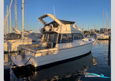 Bayliner 3288 Flybridge Motorbåd 1989, Danmark