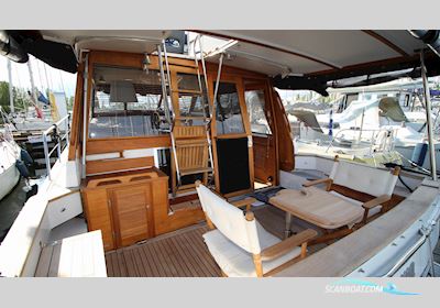 Bayliner 3288 Motoryacht  Motorbåd 1990, med US Marine Hino motor, Danmark