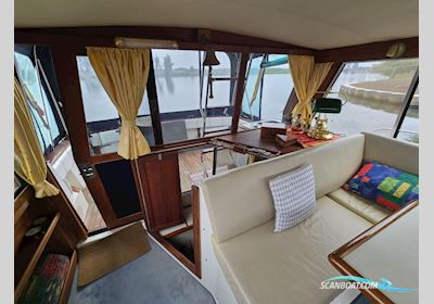 Bayliner 3288 Motorbåd 1994, Holland