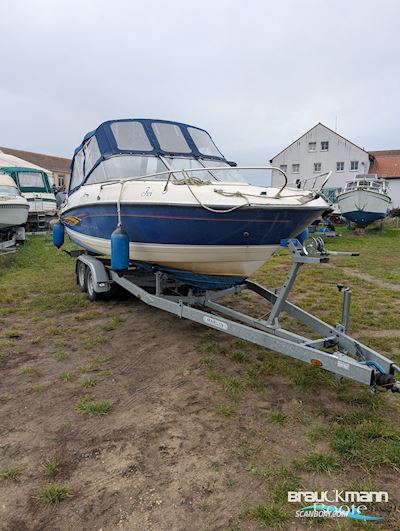 Bayliner 652 CU Motorbåd 2007, med Mercruiser motor, Tyskland