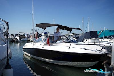 Bayliner 652 Cuddy Motorbåd 2011, med Mercruiser motor, England