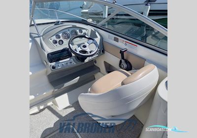Bayliner 702 Cuddy Motorbåd 2012, med Mercruiser 4.3 motor, Frankrig