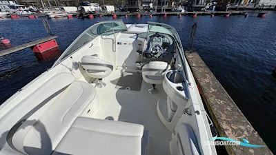 Bayliner 802 Motorbåd 2010, med Mercruiser motor, Sverige