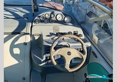 Bayliner Ciera 245 Motorbåd 2004, med Mercruiser motor, Frankrig