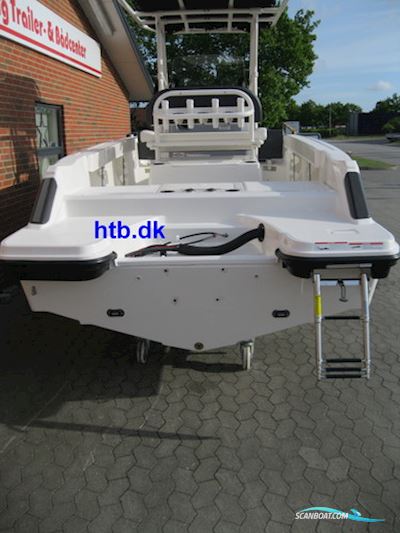 Bayliner Trophy CC20 M/Mercury F200 hk V6 4-Takt - Black November Kampagne ! Motorbåd 2025, Danmark