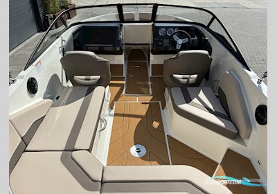 Bayliner V20 Motorbåd 2025, med Mercury motor, Holland