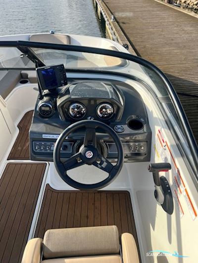 Bayliner VR5 Motorbåd 2024, med MerCruiser motor, Danmark