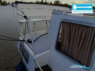 Beachcraft 1130 Motorbåd 1978, med Nanni motor, Holland