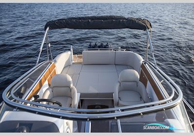 Begagnad Aquador 25 DC -21 Motorbåd 2024, Sverige