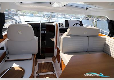 Begagnad Aquador 28 HT -21 Motorbåd 2021, med Mercruiser V6-270 hk Diesel motor, Sverige