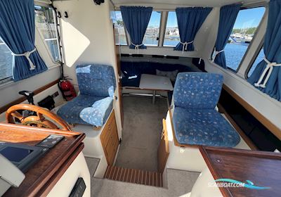 Bella 800 Delphin Motorbåd 2001, med Yamnar 4Lha-Dte motor, Sverige