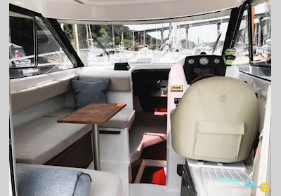 Beneteau Antares 7.80 Motorbåd 2012, med Suzuki DF150TX motor, England
