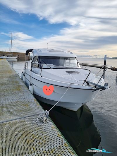 Beneteau Antares 8 OB Motorbåd 2020, med Suzuki DF200APX
 motor, Tyskland