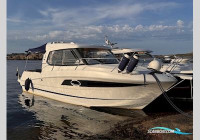 Beneteau Antares 880 Motorbåd 2013, med Suzuki DF 300 APX motor, Sverige