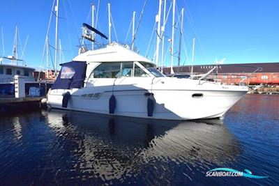 Beneteau Antares 9.80 Motorbåd 2005, med Nanni 4.390 motor, England