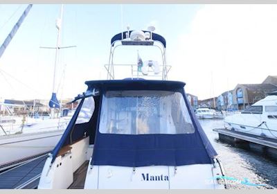 Beneteau Antares 9.80 Motorbåd 2005, med Nanni 4.390 motor, England