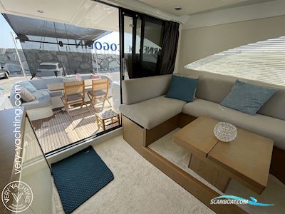 Beneteau Gran Turismo 49 Motorbåd 2013, med Volvo Penta D6 Ips 600 motor, Frankrig